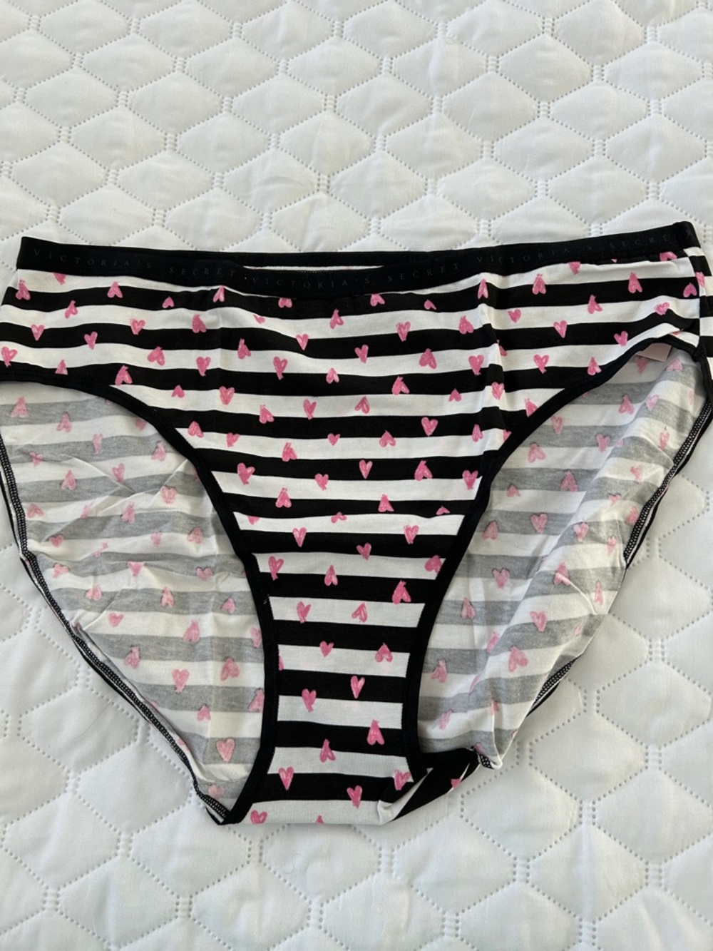 NWT size XXL Victoria's Secret high leg brief pantie with Pink Hearts